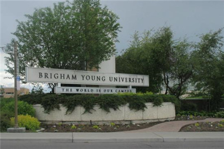 杨伯翰大学